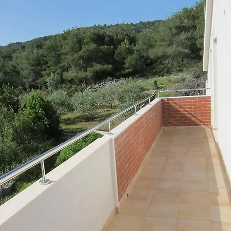 Apartment 2 Palme